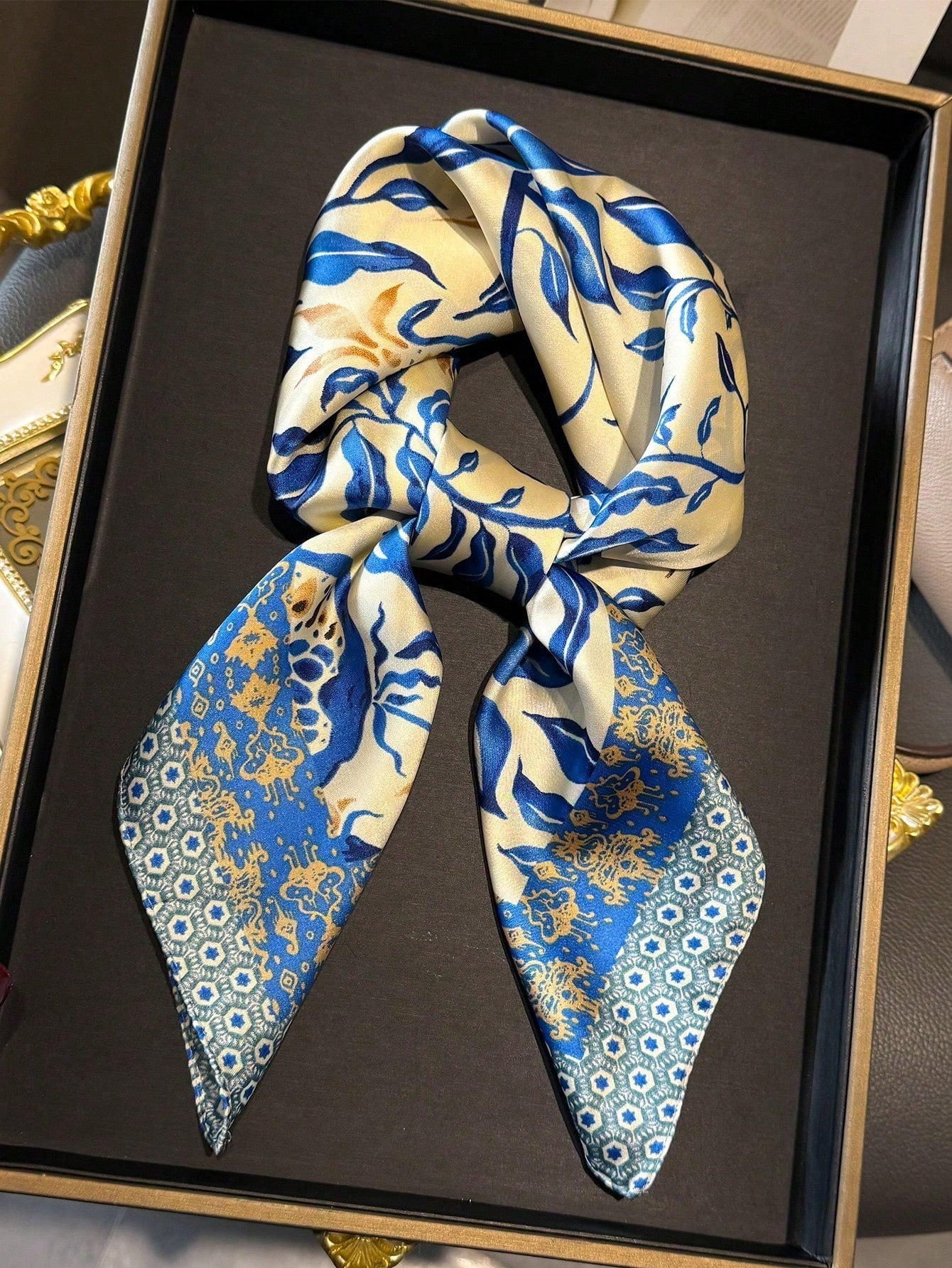 Luxury Brand Bohemia Print Squ - Scarf Silk Square recension och pris