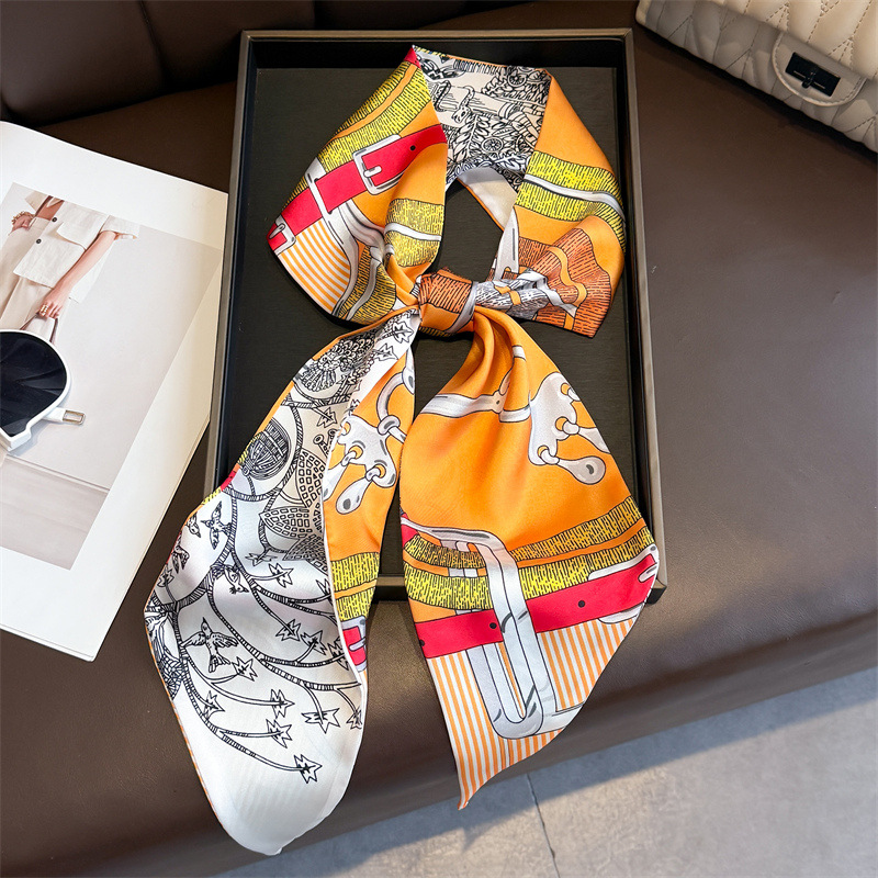 Women's Double-sided Print Sil - Ascot Neck Scarf recension och pris