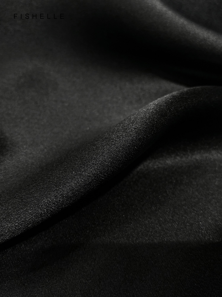 Solid color black pure silk sc - Ascot Neck Scarf recension och pris